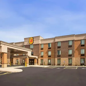 Hotel Super 8 By Wyndham North, Saint-Louis